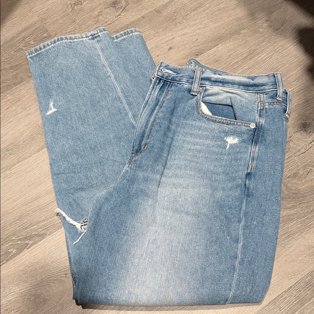 American Eagle Outfitters Light Blue Women's Cropped Jeans